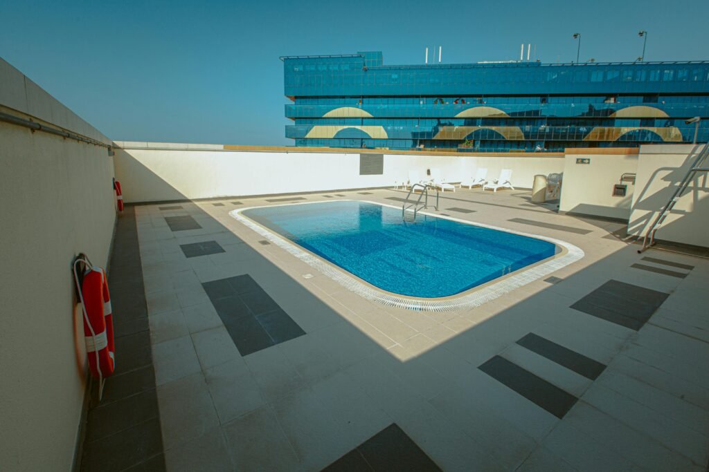 Como Descobrir Vazamento em Piscina? como descobrir vazamento em piscina