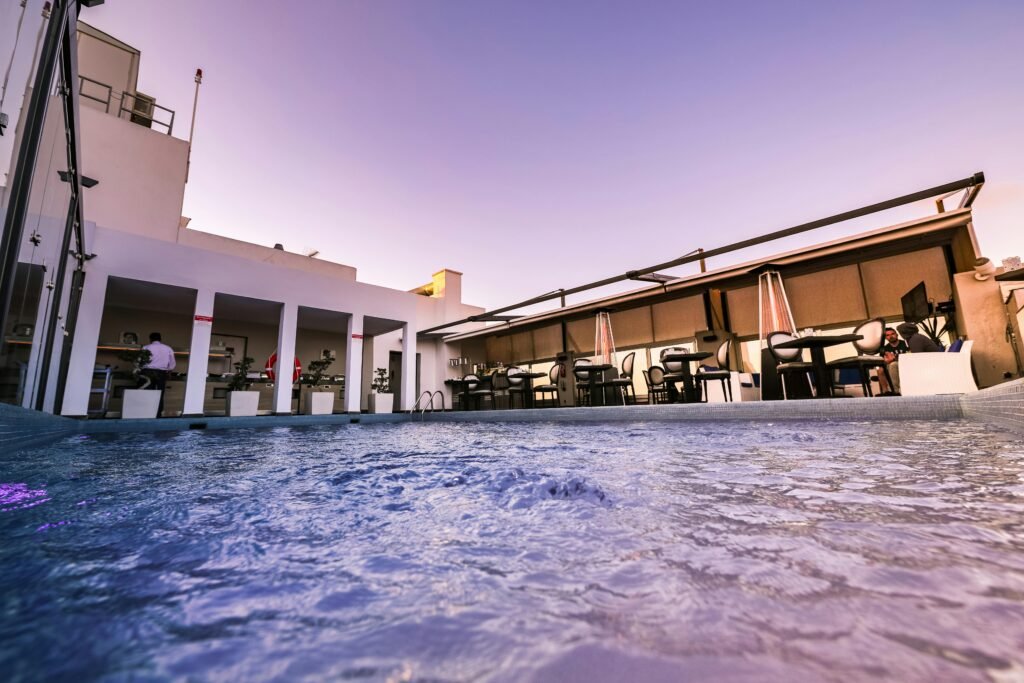 piscina sem cloro desvantagens